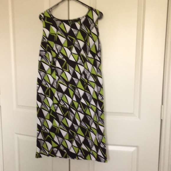 Spring dress - Picture 1 of 1